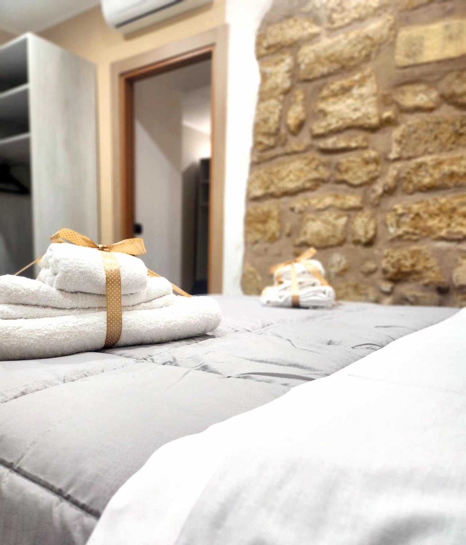 Kalgheros Luxury Rooms Агридженто Екстериор снимка